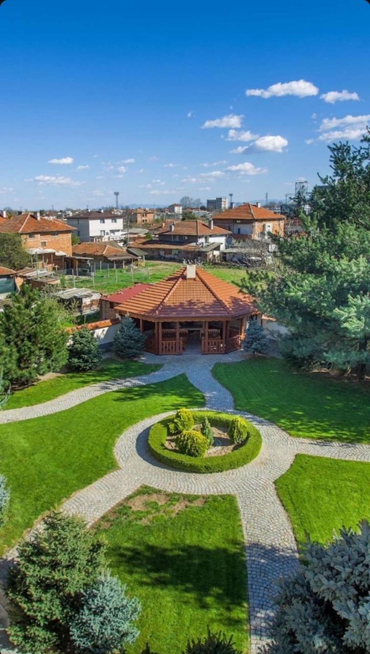 Парк-Хотел Клементина Trud Esterno foto
